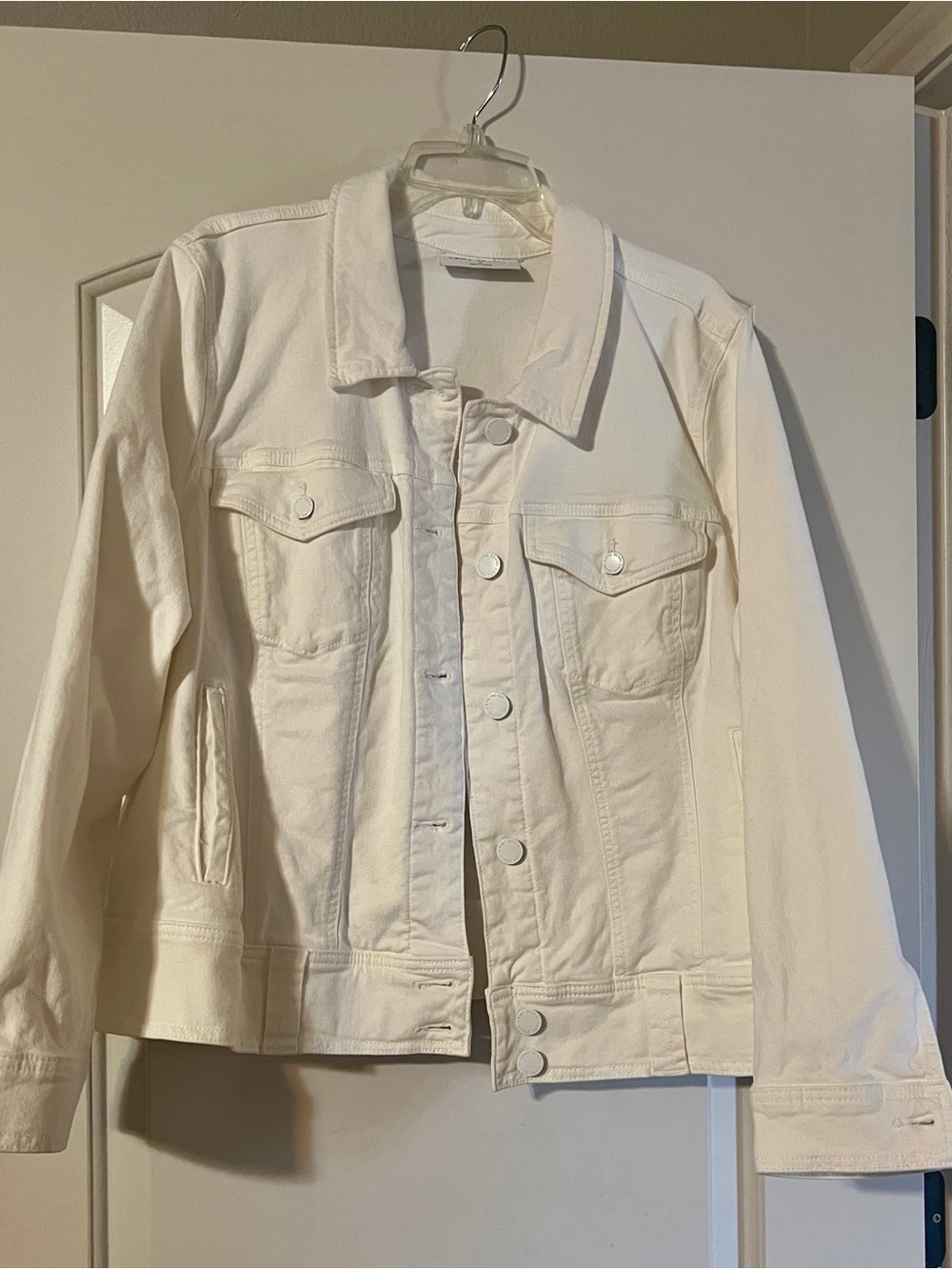 Classic Women's Cream Denim Jacket - Lightweight Collared Coat